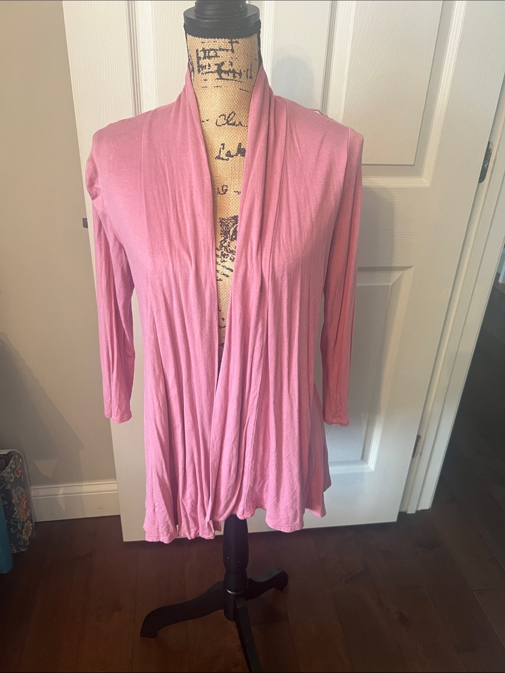 Lightweight Pink Open-Front Cardigan lace crocheted detail small.